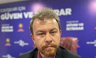 Başkan Uçarer, quot;Daha önce ceza yazılan esnafa teşekkür belgesi vermek göz boyamaktır”
