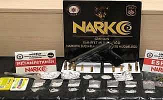 Giresun’da düzenlenen 3 ayrı uyuşturucu operasyonunda 5 kişi tutuklandı