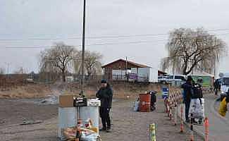 Ukraynalı sığınmacıların Polonya’daki Medika Sınırı Kapısı’ndan geçişleri sürüyor