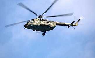 Rusya, Azov Taburu komutanlarını taşıyan 2 adet Mi-8 helikopterini düşürdü