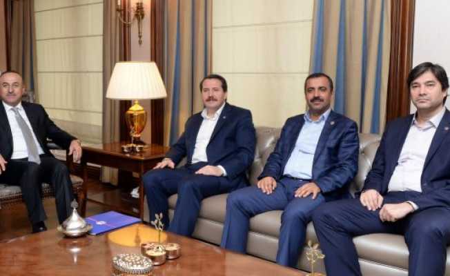 Bakan Çavuşoğlu, Memur-Sen heyetini kabul etti