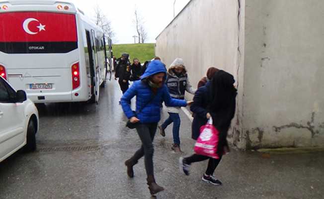 Örgüt evinde kalan öğrenciler ile cemaat ablaları adliyeye sevk edildi