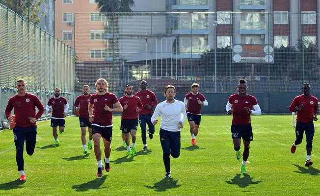 Aytemiz Alanyasporda Fenerbahçe maçı hazırlıkları sürüyor