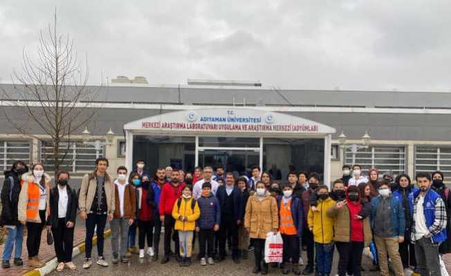 Adıyamanda öğrenciler, ADYÜMLABı gezdi
