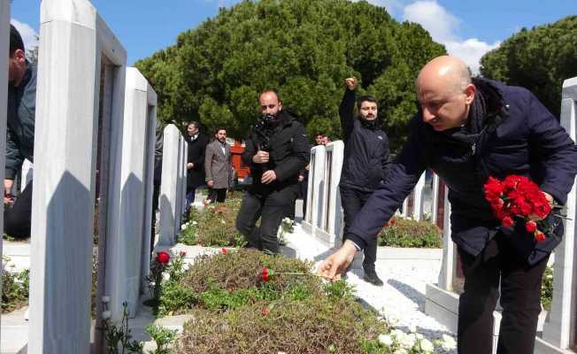 Bakan Karaismailoğlu, Şehitler Abidesini ziyaret etti