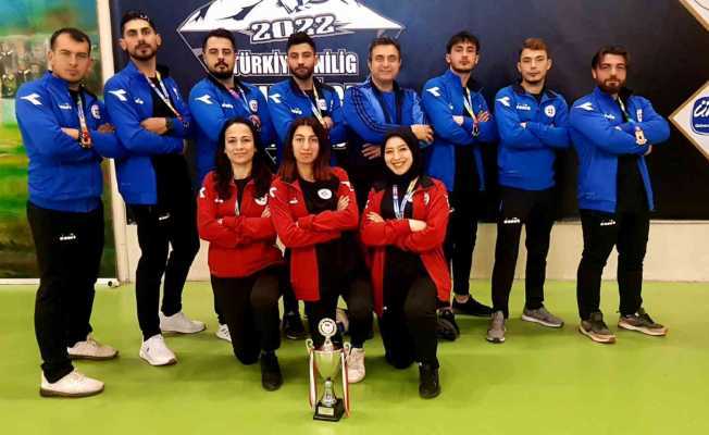 Bilek Güreşi Şampiyonasında FÜden büyük başarı