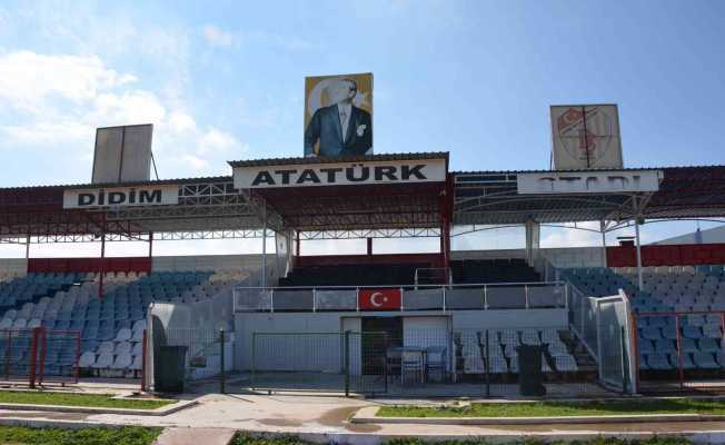 Didim Atatürk Stadında yenileme çalışmaları sürüyor