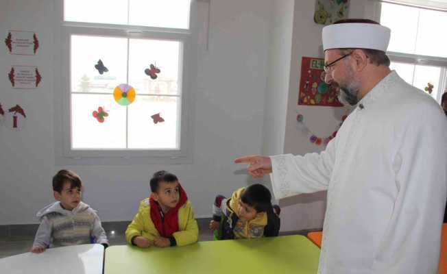 Diyanet İşleri Başkanı Erbaş: Gençlerimizi ve çocuklarımızı camilere yönlendirelim”