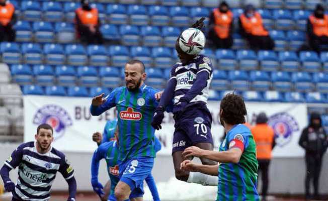 Spor Toto Süper Lig: Kasımpaşa: 1 - Çaykur Rizespor: 0 (İlk yarı)
